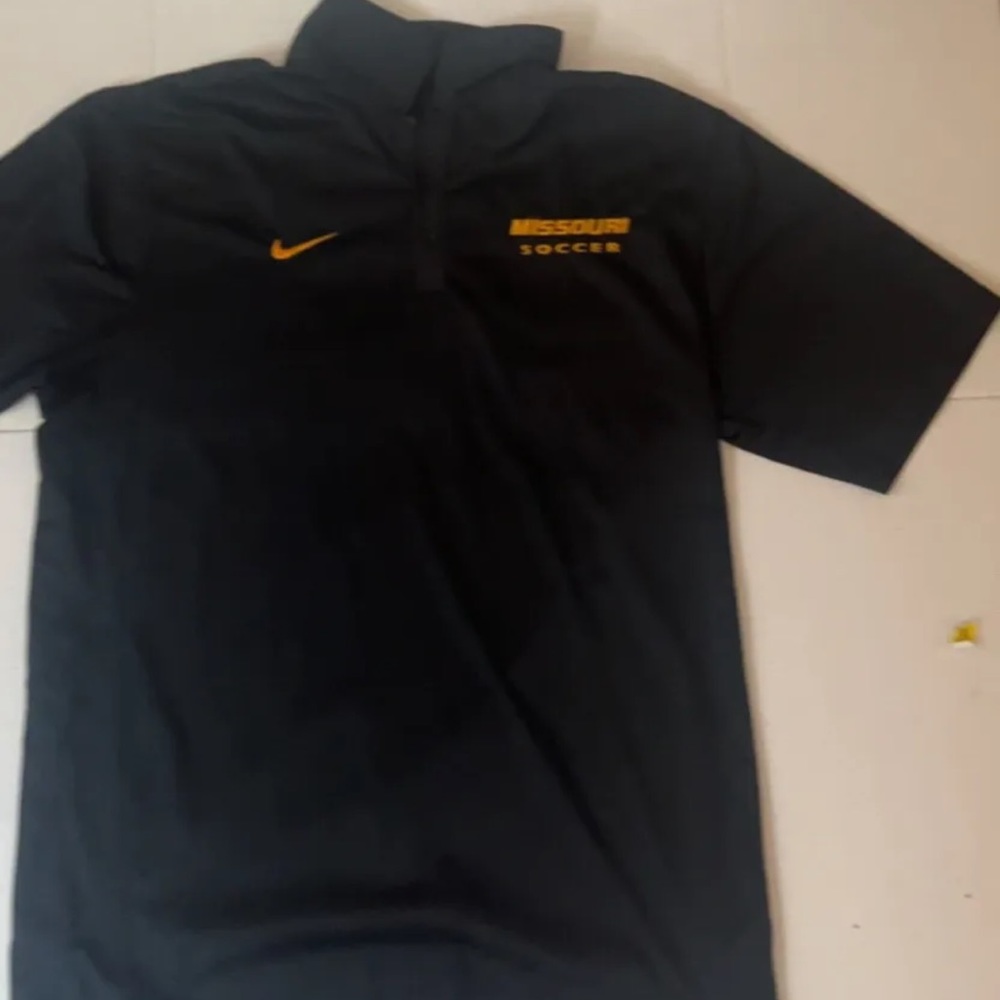 NIKE on field mizzou dry fit size L